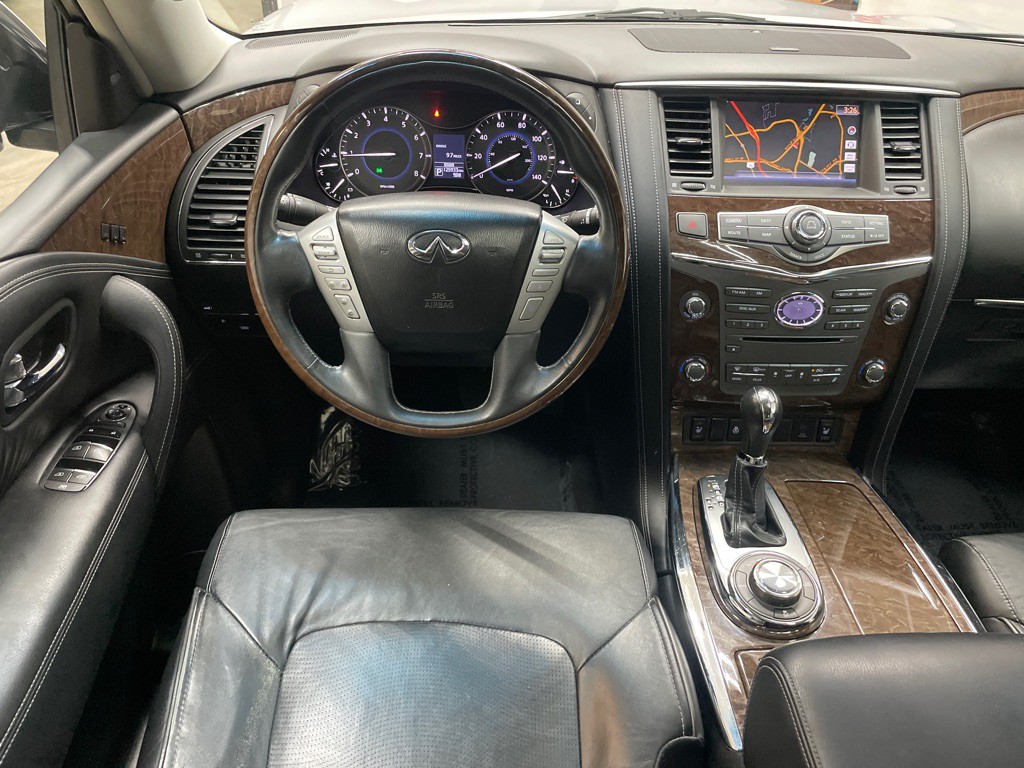 2015 INFINITI QX80 Image 4