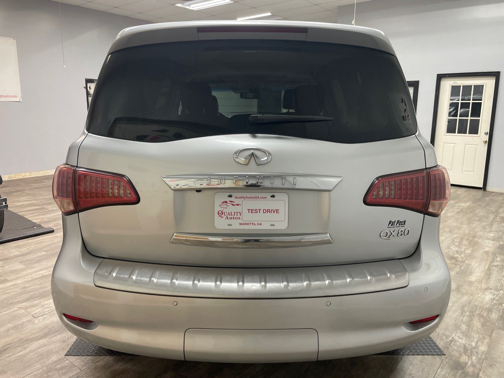 2015 INFINITI QX80 Image 8