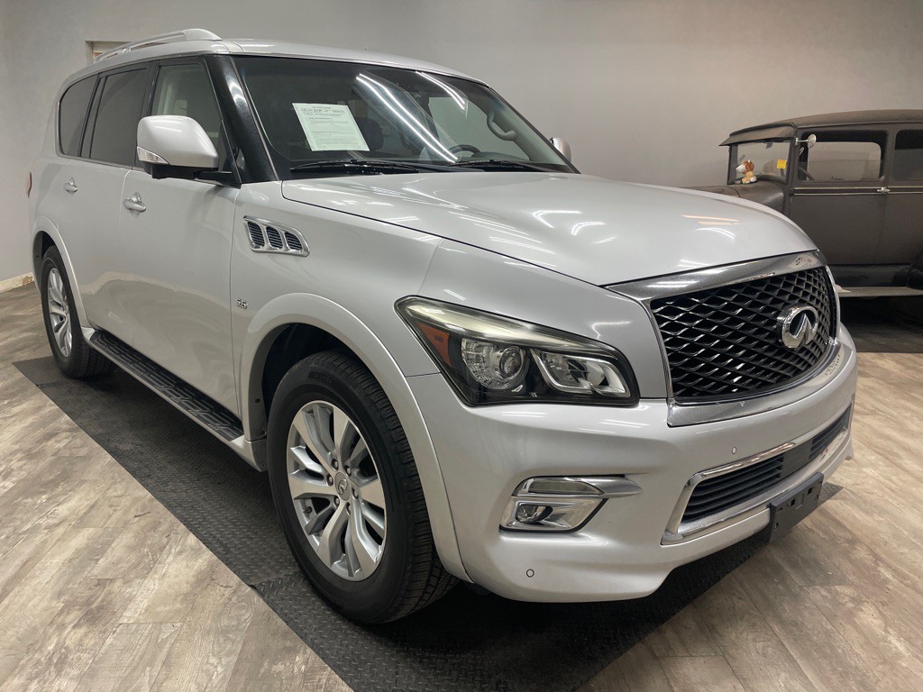 2015 INFINITI QX80 Image 11