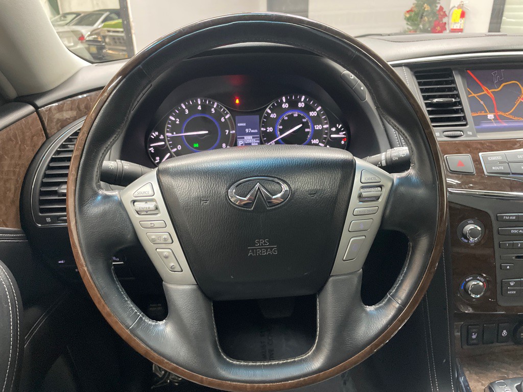 2015 INFINITI QX80 Image 19