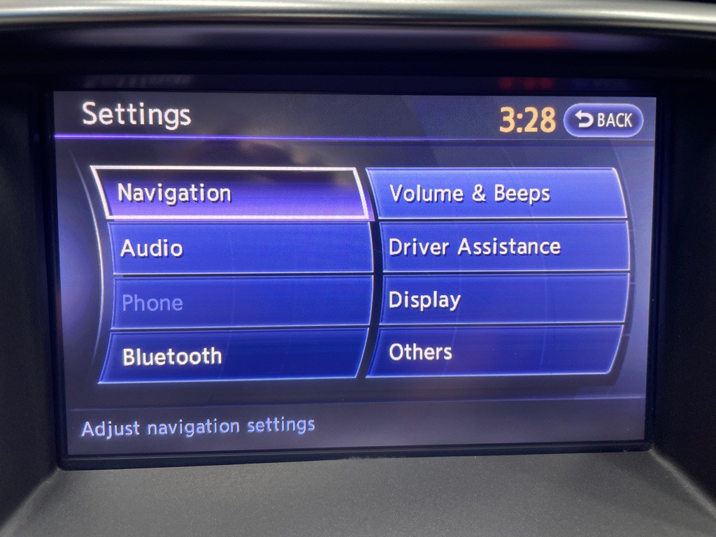 2015 INFINITI QX80 Image 24
