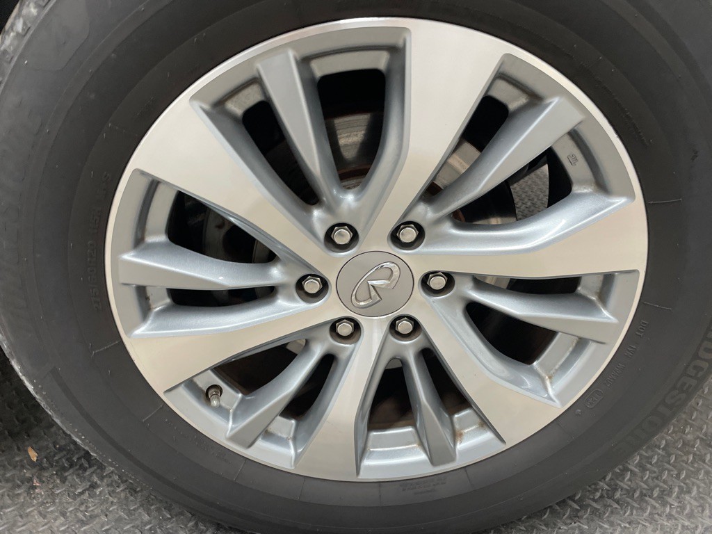 2015 INFINITI QX80 Image 57