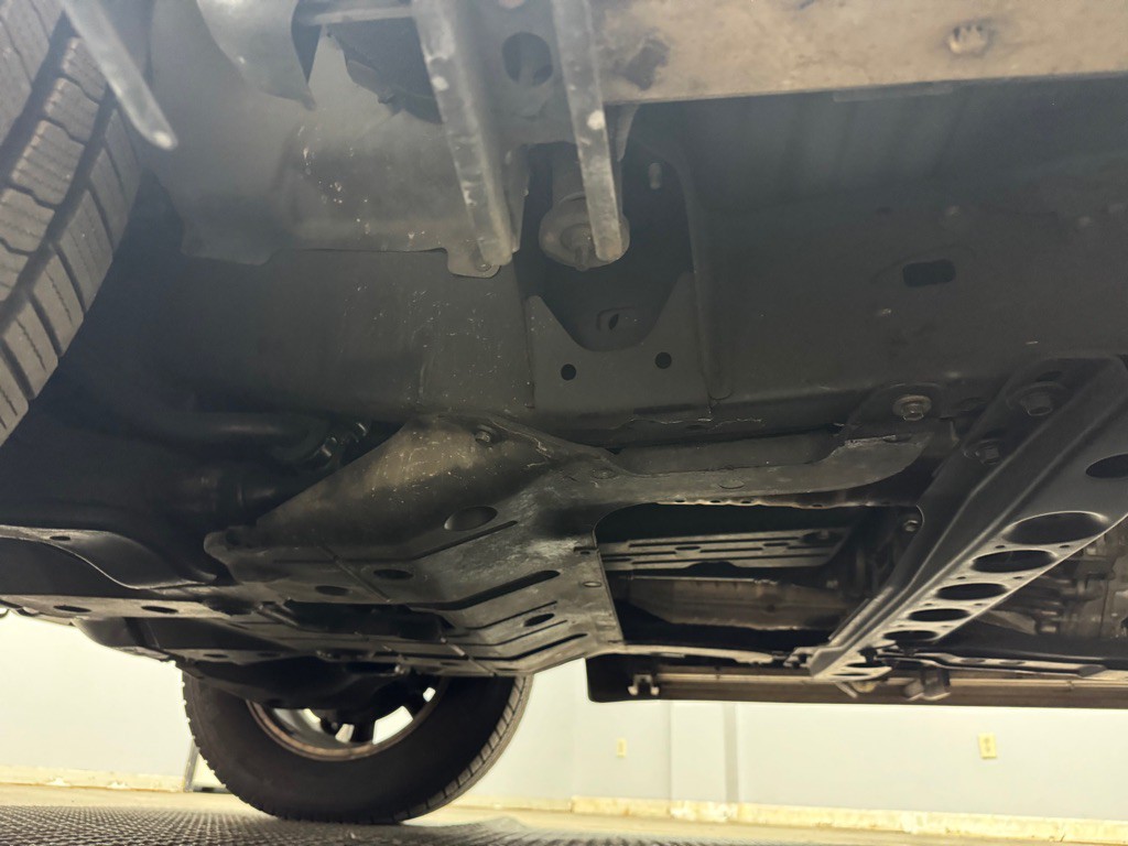 2005 Lexus LX Image 67