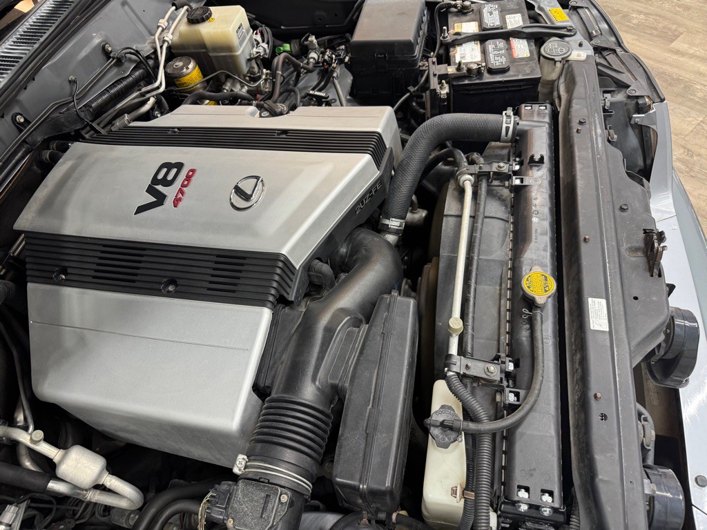 2005 Lexus LX Image 77