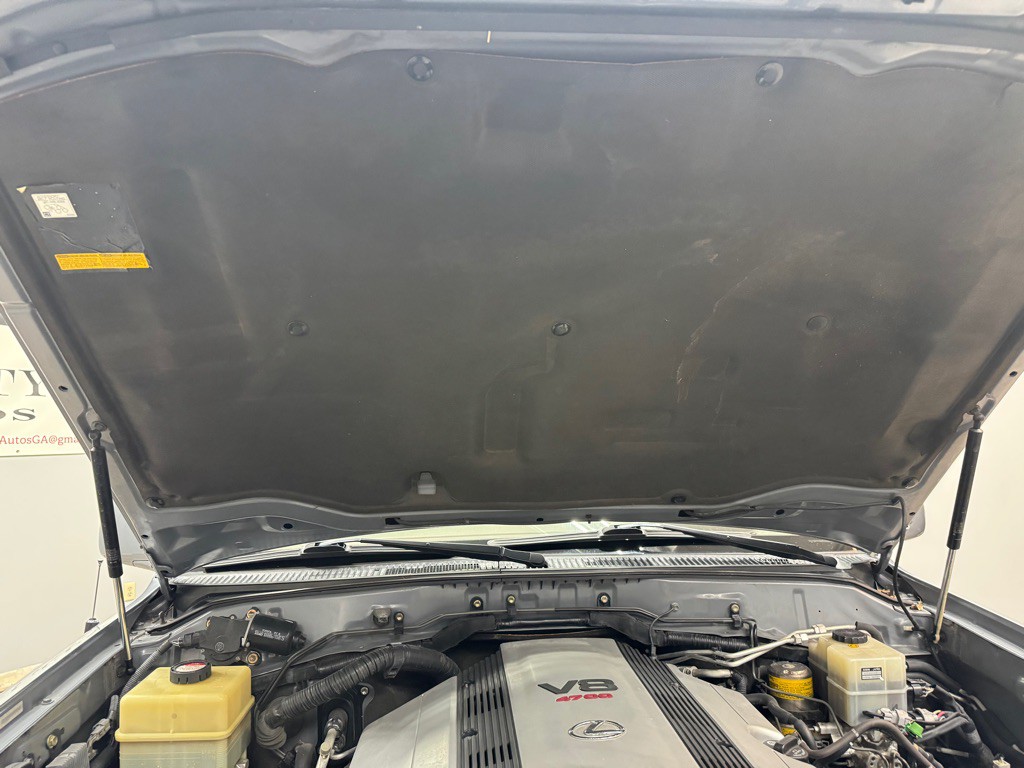 2005 Lexus LX Image 78