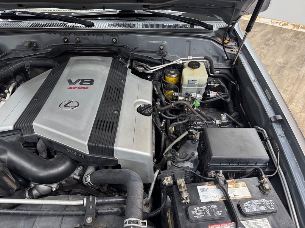 2005 Lexus LX Image 79