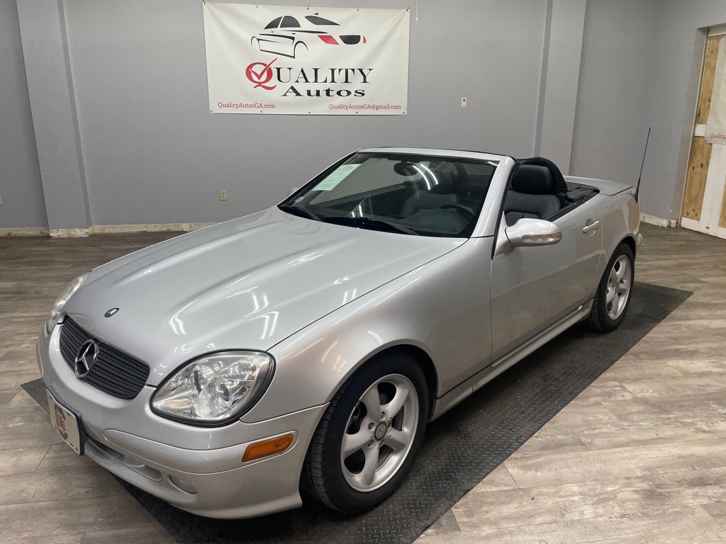 2004 Mercedes-Benz SLK-Class Image 1