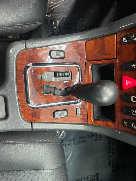 2004 Mercedes-Benz SLK-Class Image 30