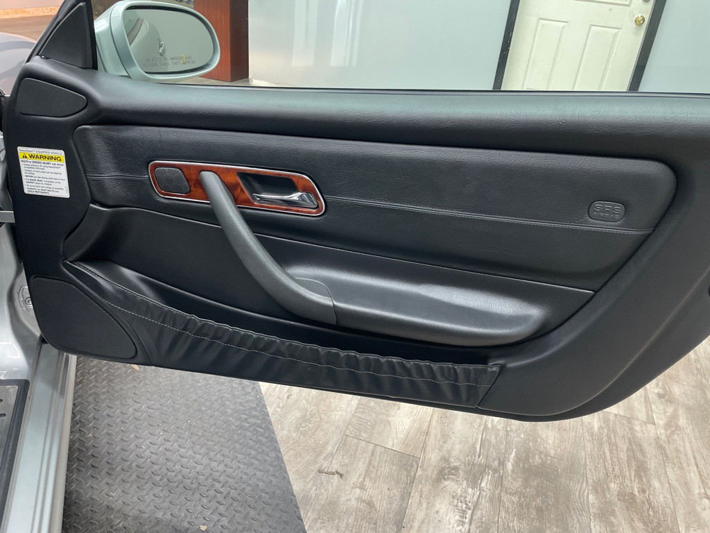 2004 Mercedes-Benz SLK-Class Image 32