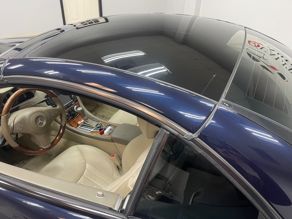 2009 Mercedes-Benz SL-Class Image 15