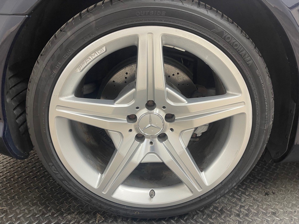 2009 Mercedes-Benz SL-Class Image 37