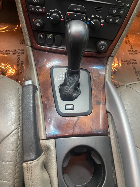 2007 Volvo XC70 Image 27