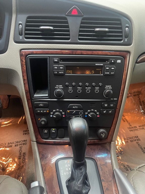 2007 Volvo XC70 Image 29