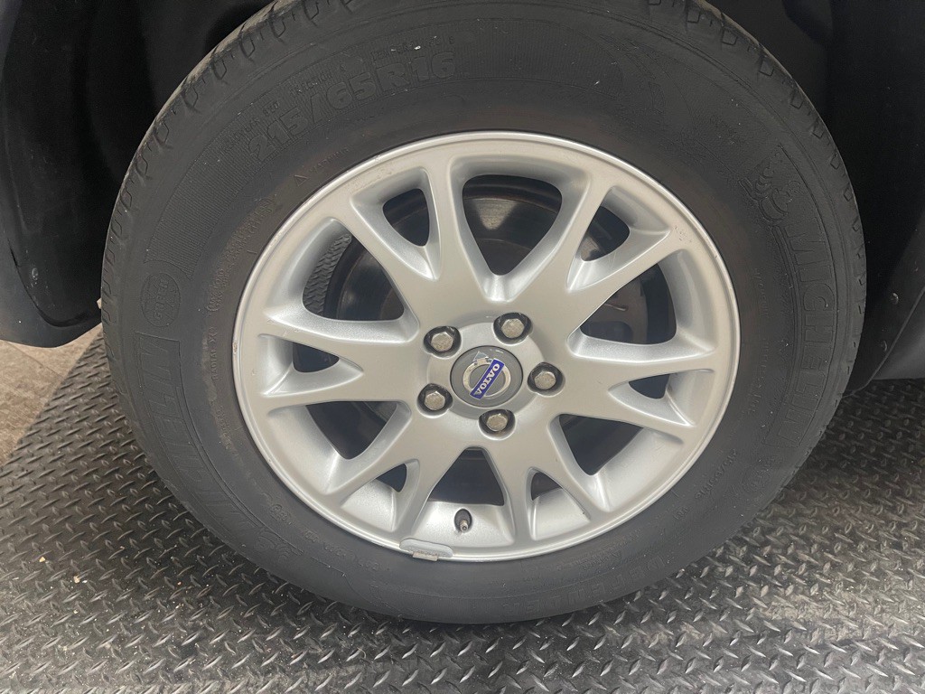 2007 Volvo XC70 Image 33