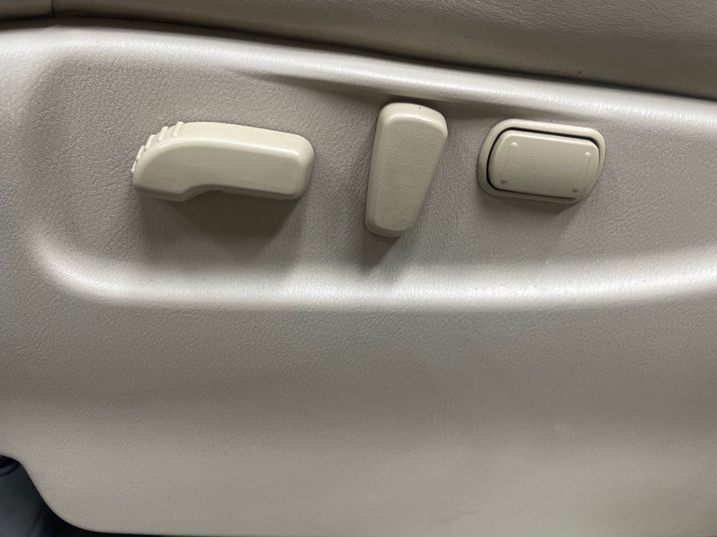 2017 INFINITI QX80 Image 18