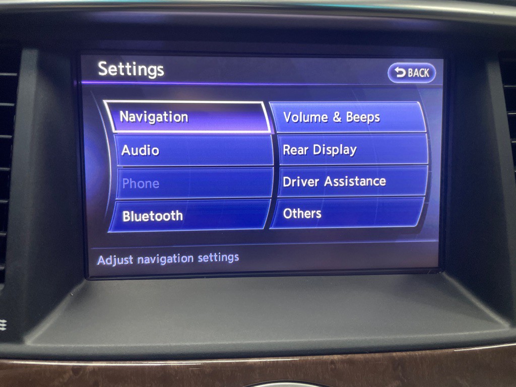 2017 INFINITI QX80 Image 29