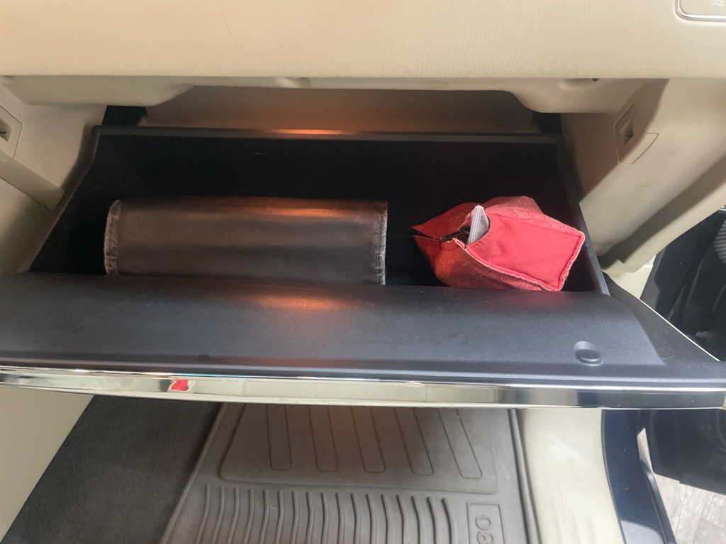 2017 INFINITI QX80 Image 54