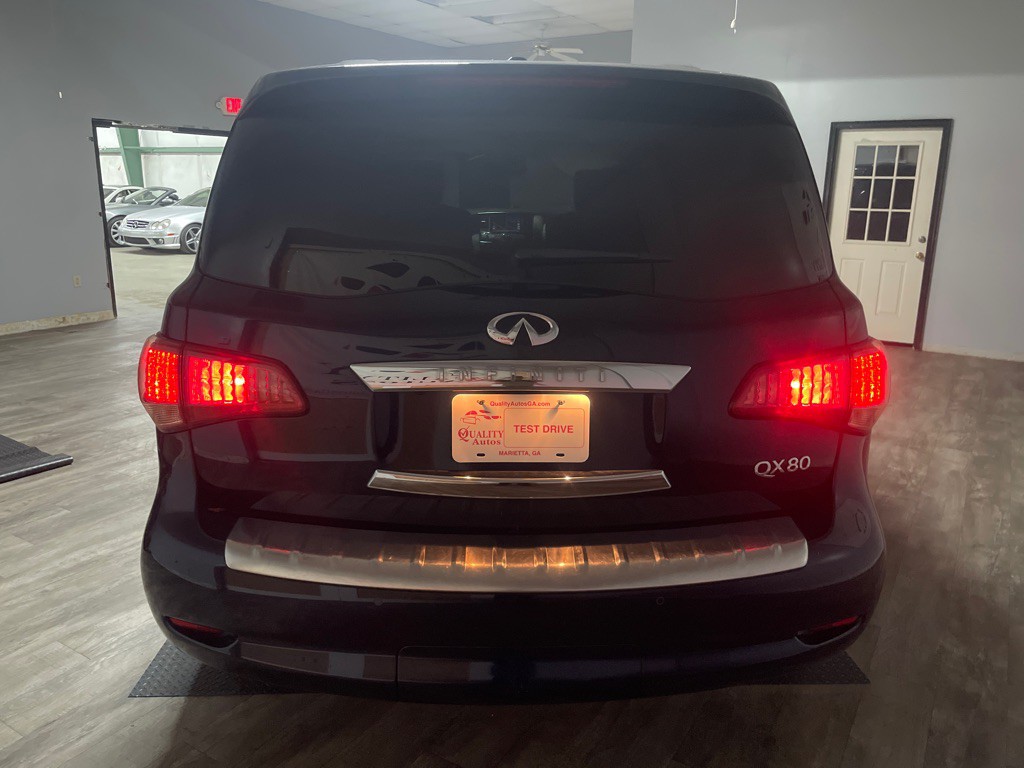 2017 INFINITI QX80 Image 71