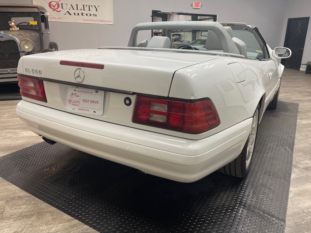 1999 Mercedes-Benz SL-Class Image 14