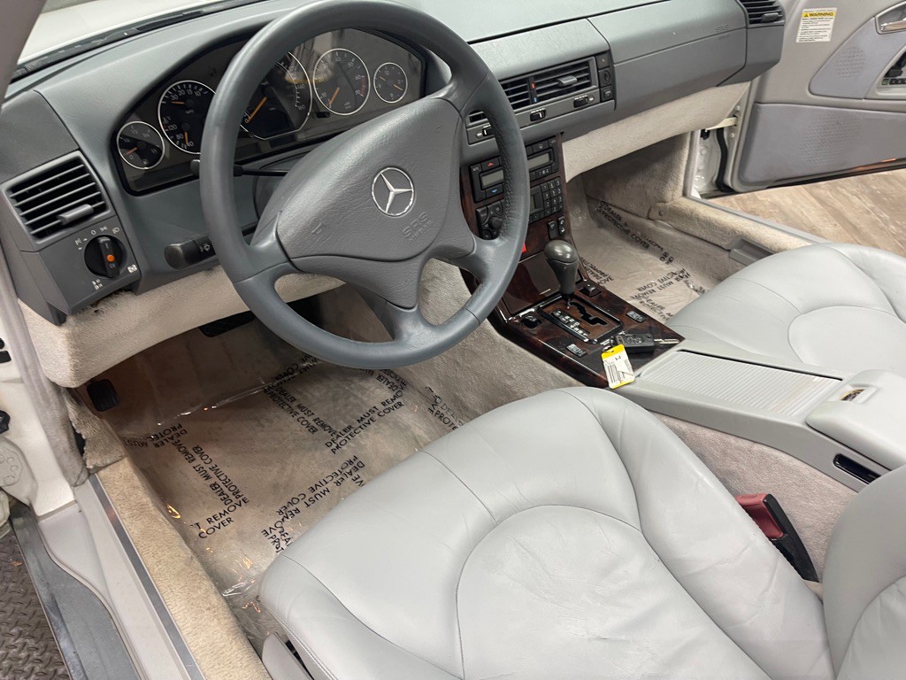 1999 Mercedes-Benz SL-Class Image 24