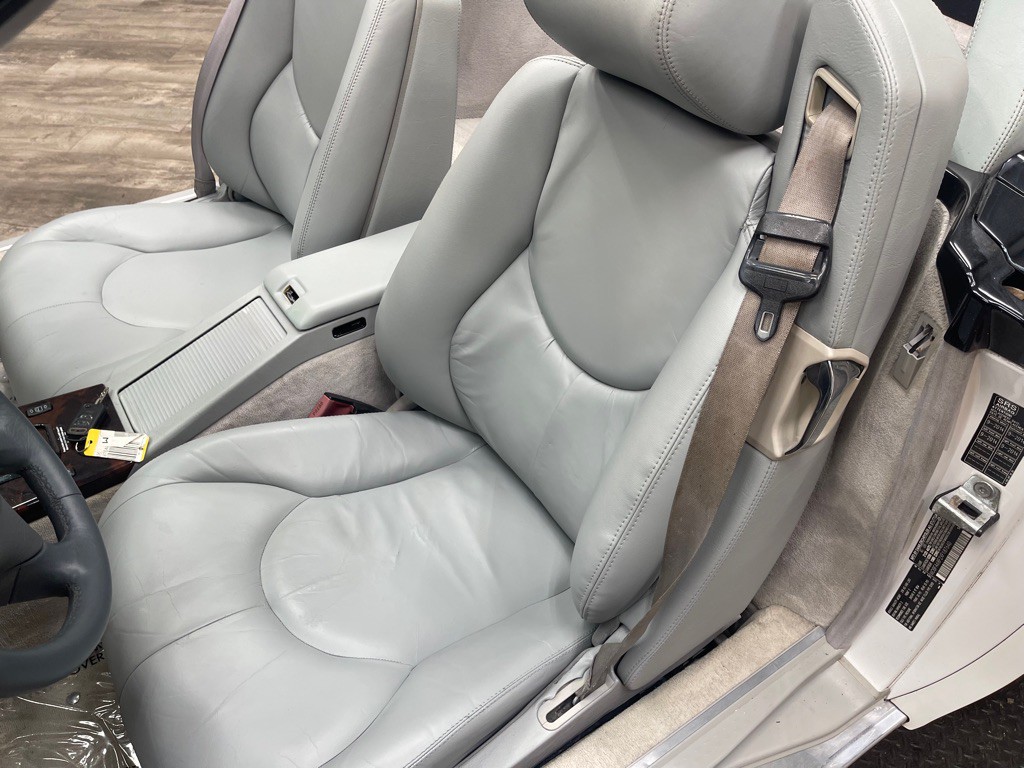 1999 Mercedes-Benz SL-Class Image 29