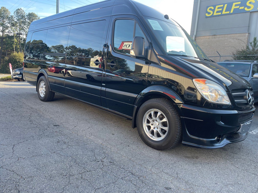 2012 Mercedes-Benz Sprinter Image 4