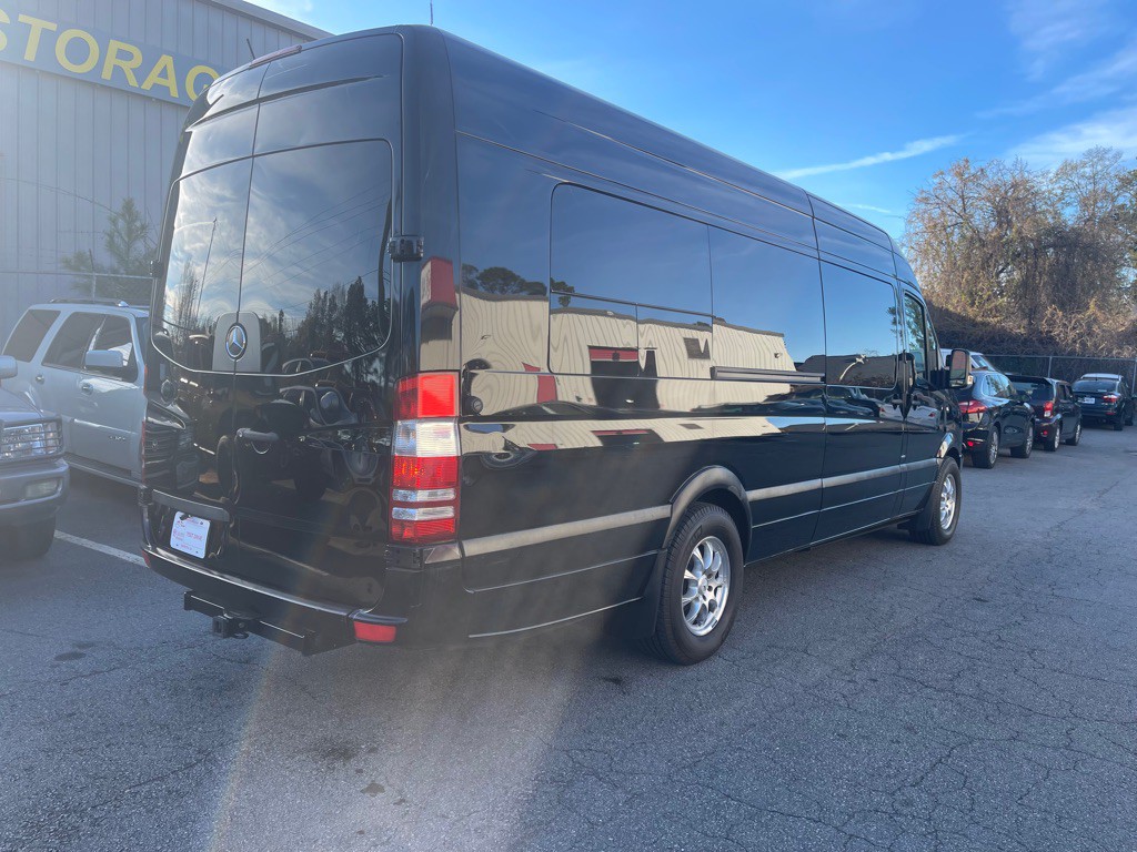 2012 Mercedes-Benz Sprinter Image 6