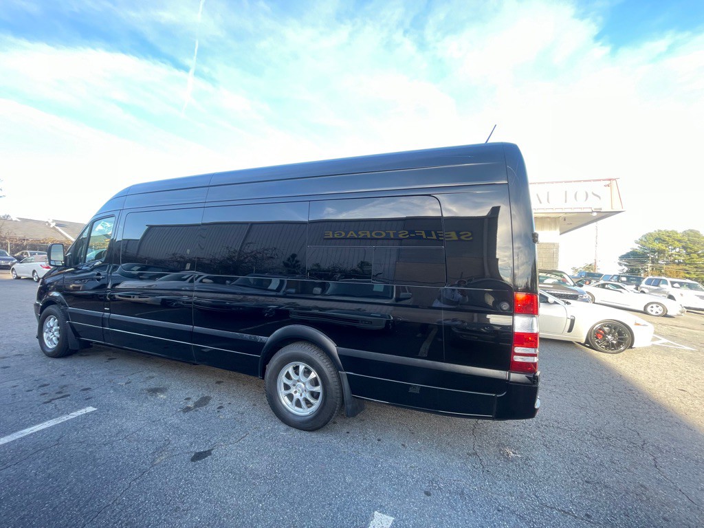 2012 Mercedes-Benz Sprinter Image 10