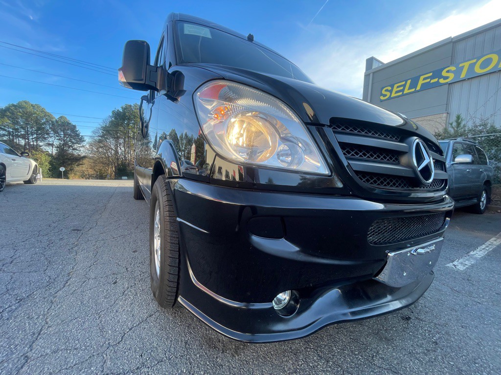 2012 Mercedes-Benz Sprinter Image 12