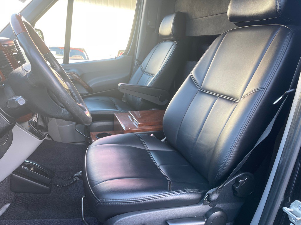 2012 Mercedes-Benz Sprinter Image 17