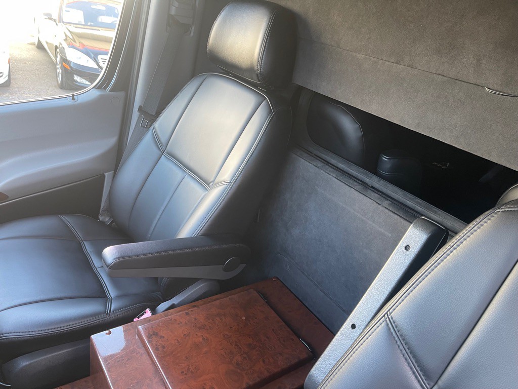2012 Mercedes-Benz Sprinter Image 22