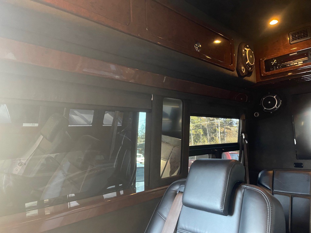 2012 Mercedes-Benz Sprinter Image 28