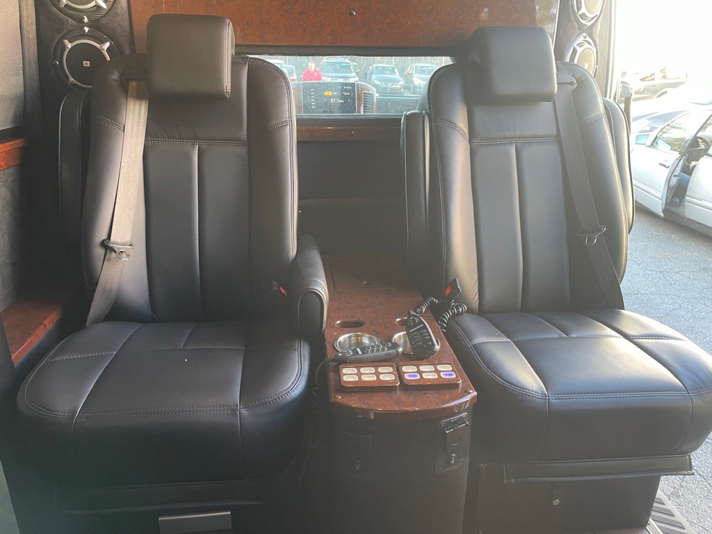 2012 Mercedes-Benz Sprinter Image 29