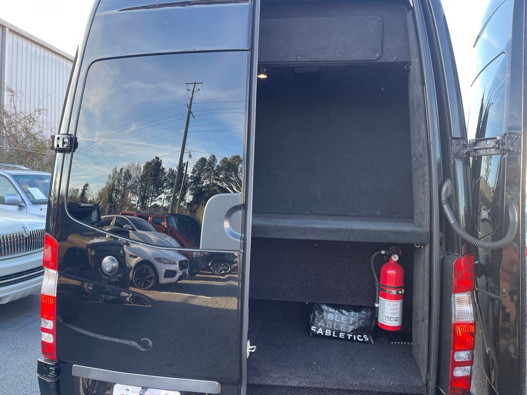 2012 Mercedes-Benz Sprinter Image 33