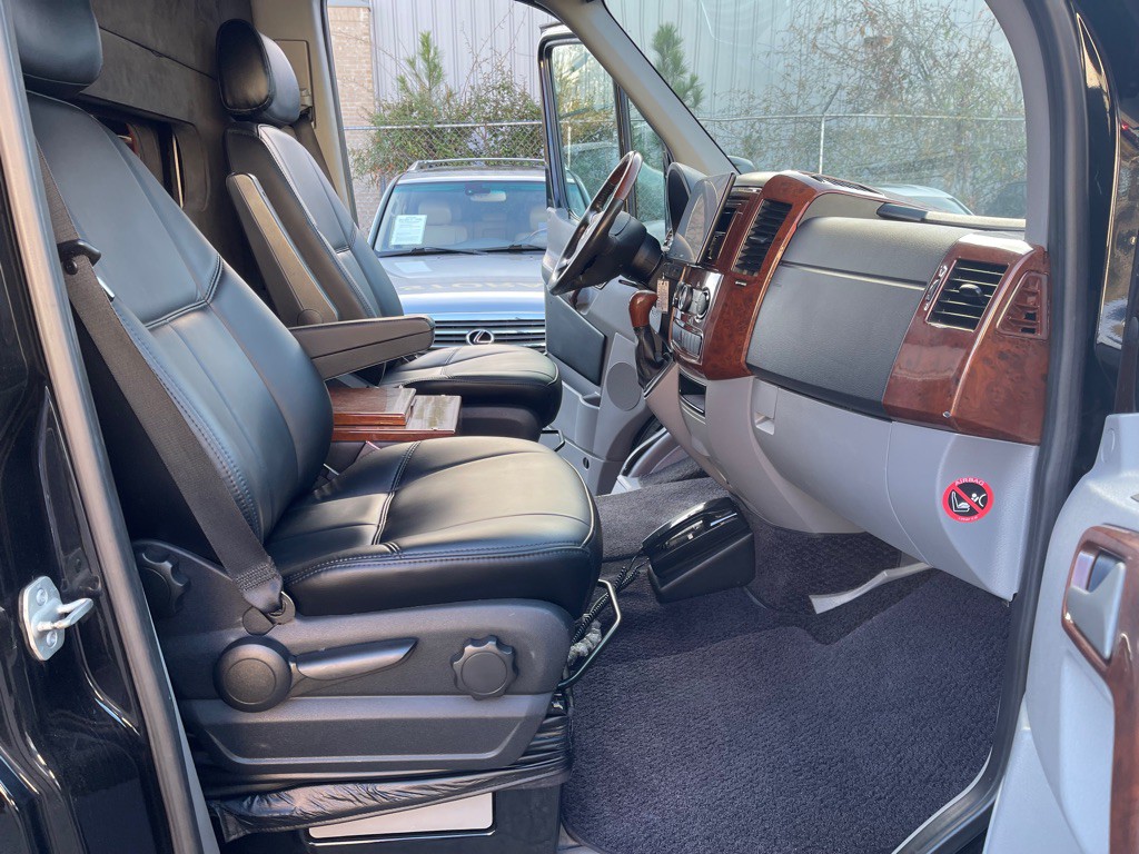 2012 Mercedes-Benz Sprinter Image 42