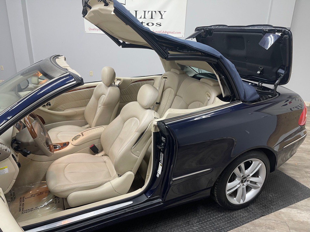 2008 Mercedes-Benz CLK-Class Image 10