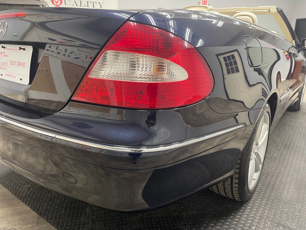 2008 Mercedes-Benz CLK-Class Image 19