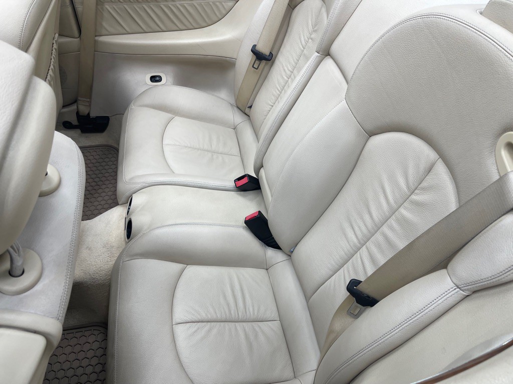 2008 Mercedes-Benz CLK-Class Image 25