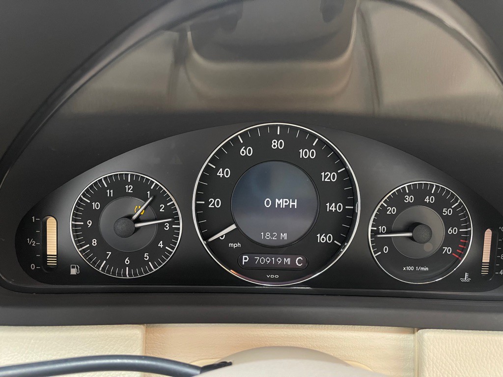 2008 Mercedes-Benz CLK-Class Image 31