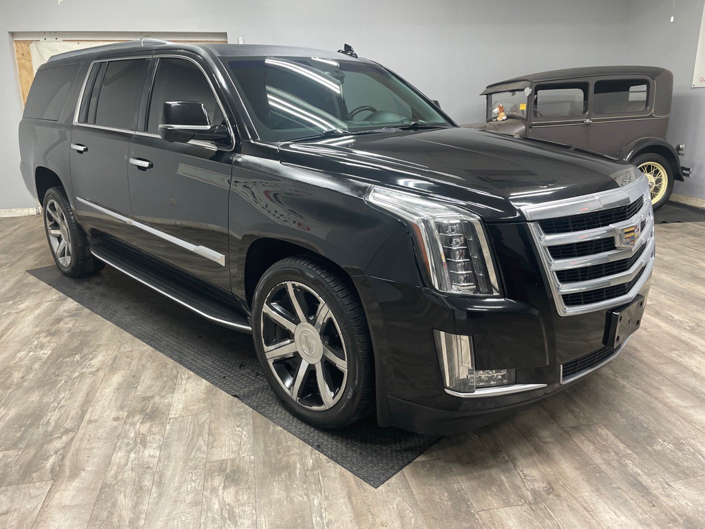 2016 Cadillac Escalade Image 5