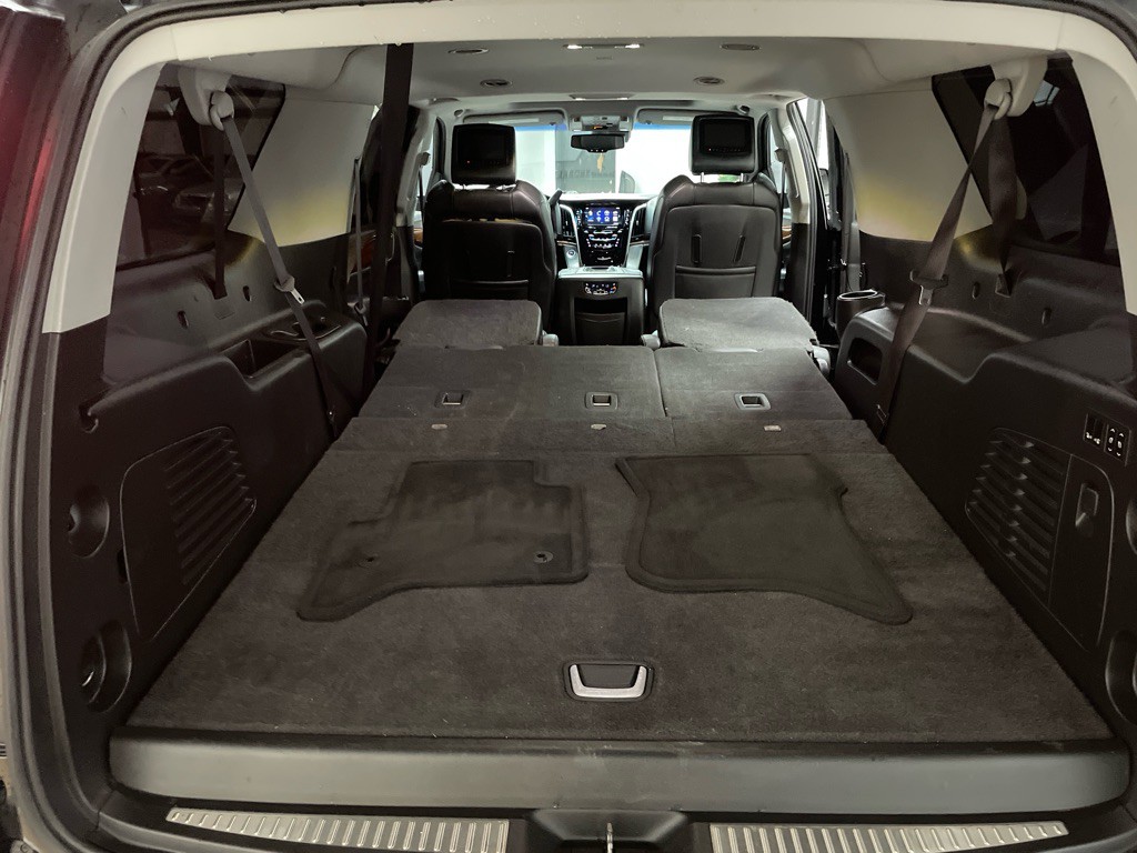 2016 Cadillac Escalade Image 50