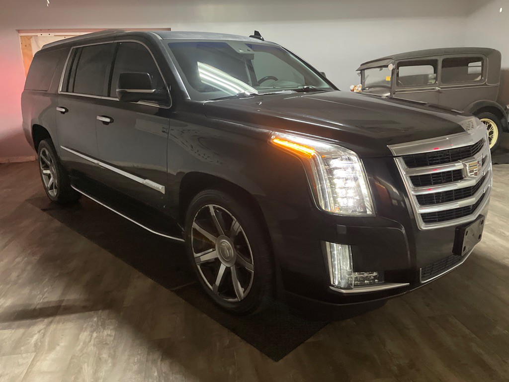 2016 Cadillac Escalade Image 61