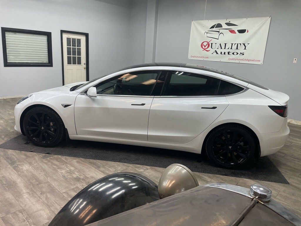 2020 Tesla Model 3 Image 8