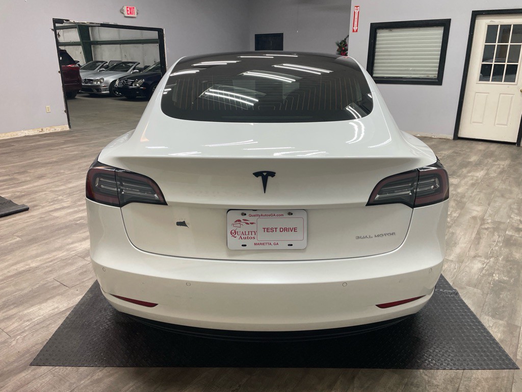 2020 Tesla Model 3 Image 10