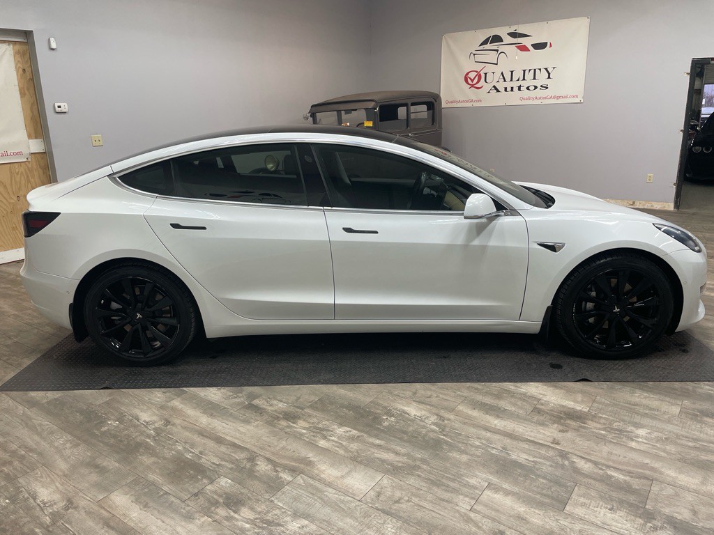 2020 Tesla Model 3 Image 11