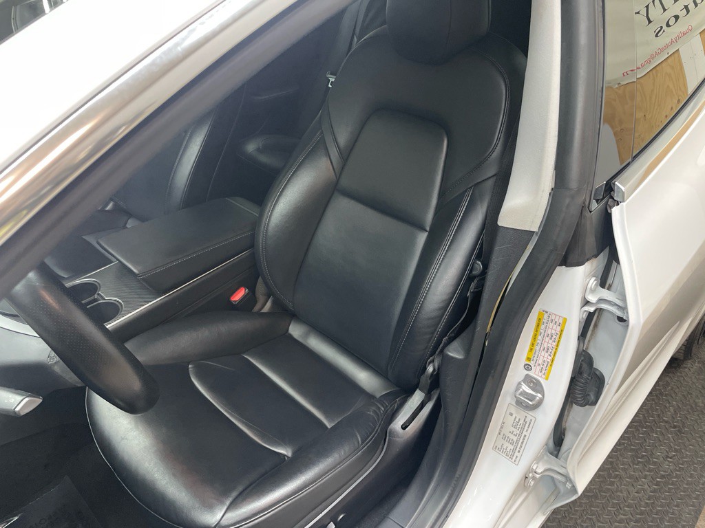 2020 Tesla Model 3 Image 18