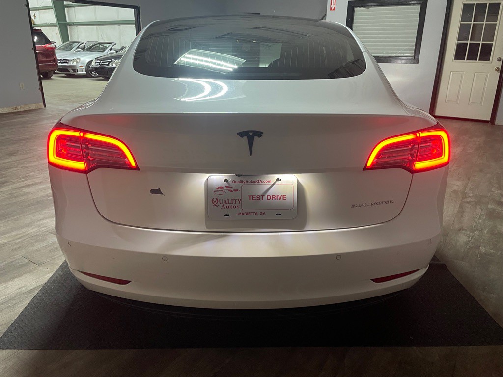 2020 Tesla Model 3 Image 52