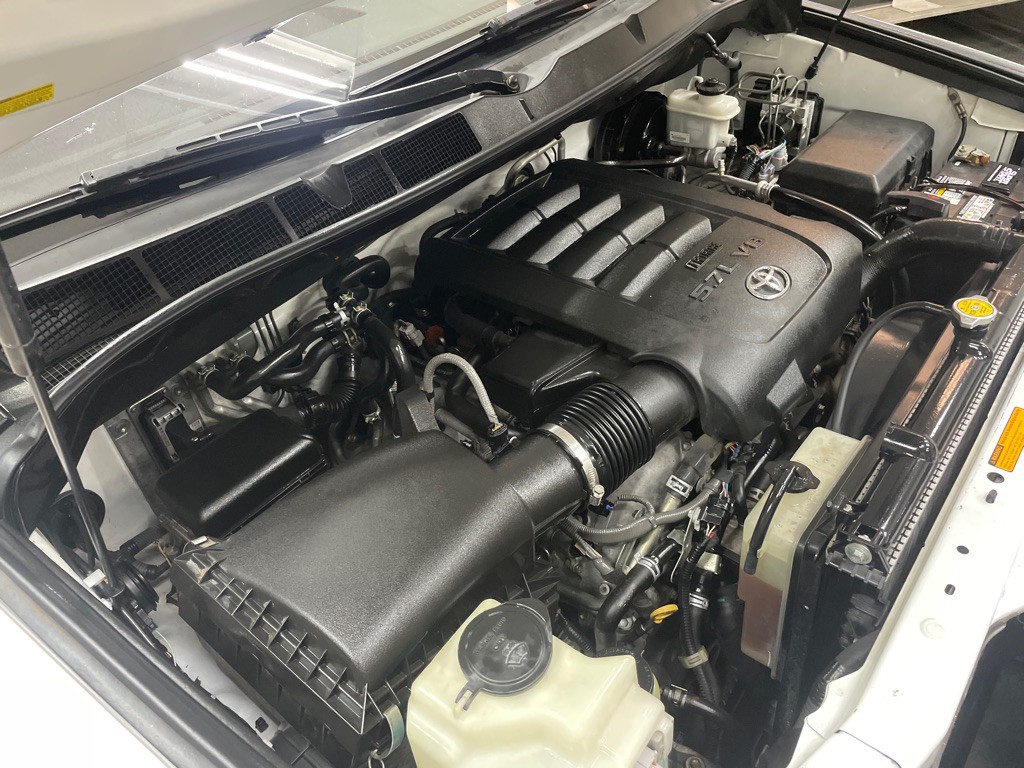 2015 Toyota Sequoia Image 53