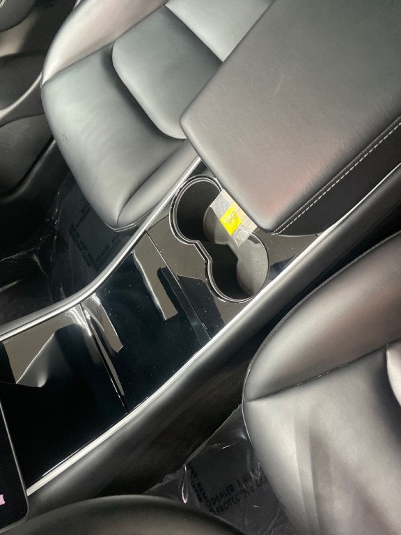 2020 Tesla Model 3 Image 25