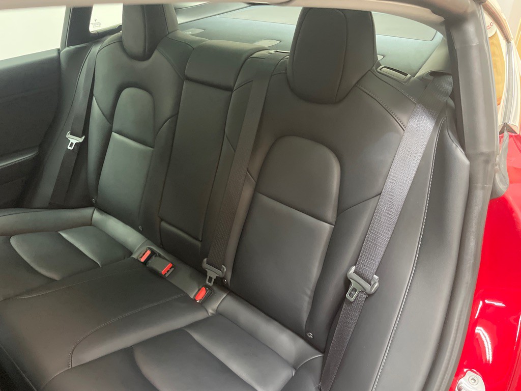 2020 Tesla Model 3 Image 30